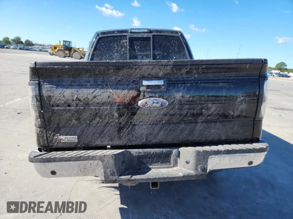 ✅ 2011 Ford F-150 XLT • VIN: 1FTFW1CF5BKD81222 • Lot: 90720355. Wystawiony na Copart z przebiegiem 147 709 mil. Bezpłatny archiwum sprzedaży aukcyjnych z USA i szczegółowy raport historii pojazdu na DreamBid. Zdjęcie 6.