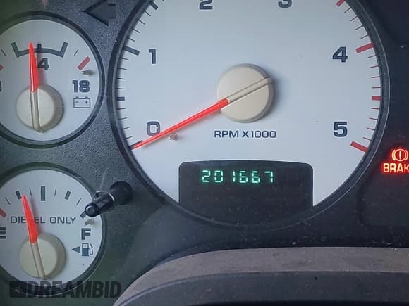 ✅ 2003 Dodge 2500 ST • VIN: 3D7KU28C73G803451 • Лот: 43162248. Опубликован ранее на IAAI с пробегом 201 667 миль. Бесплатный доступ к архиву аукционных продаж из США и подробный отчёт об истории автомобиля на DreamBid. Изображение 15.