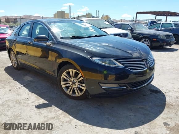 ✅ 2014 Lincoln MKZ Hybrid • VIN: 3LN6L2LU4ER827725 • Lot: 43178086. Listed on IAAI with 190,208 mi. Free auction sales archive from the USA and detailed vehicle history report at DreamBid. Image 1.