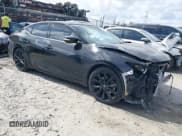 ✅ 2020 Nissan Maxima SR • VIN: 1N4AA6EV7LC384991 • Lot: 41699772. Wystawiony na IAAI z przebiegiem 32 921 mil. Bezpłatny archiwum sprzedaży aukcyjnych z USA i szczegółowy raport historii pojazdu na DreamBid. Zdjęcie 1.