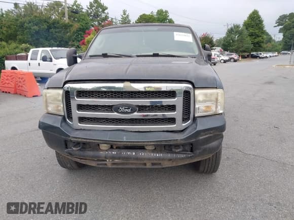 ✅ 2005 Ford F-250 XL • VIN: 1FTSX21PX5ED24854 • Lot: 42653022. Listed on IAAI with 199,762 mi. Free auction sales archive from the USA and detailed vehicle history report at DreamBid. Image 13.