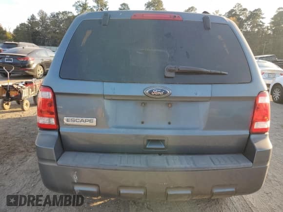 ✅ 2011 Ford Escape XLS • VIN: 1FMCU0C78BKA68074 • Лот: 93735735. Опубликован ранее на Copart с пробегом Не указан. Бесплатный доступ к архиву аукционных продаж из США и подробный отчёт об истории автомобиля на DreamBid. Изображение 6.