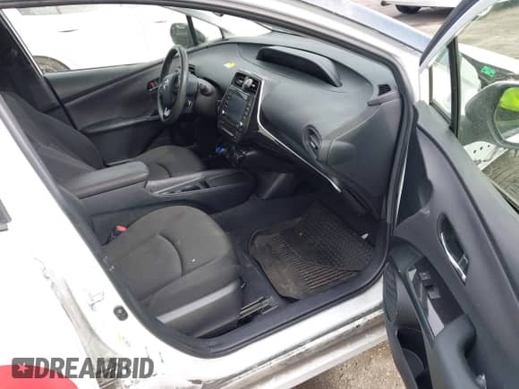 2022 Toyota Prius LE with VIN JTDL9MFU8N3037825, listed as a IAAI auction lot 43398992 with 189,228 mi miles and . Bid and sale history available at DreamBid. Image 5.