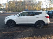 ✅ 2017 Hyundai Santa Fe Ultimate • VIN: 5XYZW4LA3HG425669 • Lot: 43610742. Listed on IAAI with 106,617 mi. Free auction sales archive from the USA and detailed vehicle history report at DreamBid. Image 14.