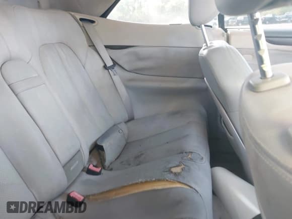 ✅ 2003 Mercedes-Benz CLK 320 • VIN: WDBLK65G23T142769 • Лот: 42155649. Опубликован ранее на IAAI с пробегом 106 644 миль. Бесплатный доступ к архиву аукционных продаж из США и подробный отчёт об истории автомобиля на DreamBid. Изображение 8.