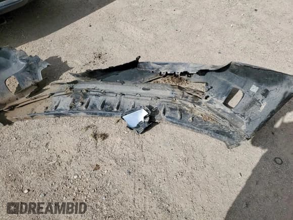 ✅ 2015 Ram 1500 Sport • VIN: 3C6JR6CT4FG604312 • Lot: 60494405. Listed on Copart with 111,648 mi. Free auction sales archive from the USA and detailed vehicle history report at DreamBid. Image 12.