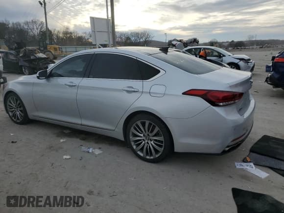 ✅ 2015 Hyundai Genesis 5.0L • VIN: KMHGN4JF5FU069418 • Lot: 85206744. Wystawiony na Copart z przebiegiem 83 941 mil. Bezpłatny archiwum sprzedaży aukcyjnych z USA i szczegółowy raport historii pojazdu na DreamBid. Zdjęcie 2.