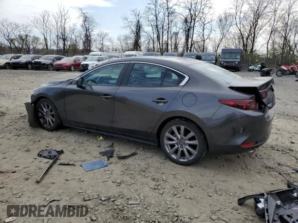 ✅ 2021 Mazda 3 Select • VIN: 3MZBPBBM3MM205067 • Lot: 50630115. Listed on Copart with 20,335 mi. Free auction sales archive from the USA and detailed vehicle history report at DreamBid. Image 2.