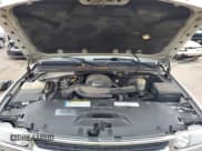 ✅ 2001 Chevrolet Suburban LT • VIN: 3GNEC16T51G284752 • Lot: 43535387. Listed on IAAI with 196,808 mi. Free auction sales archive from the USA and detailed vehicle history report at DreamBid. Image 10.