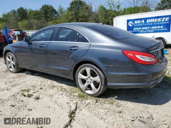 ✅ 2013 Mercedes-Benz CLS 550 • VIN: WDDLJ7DB7DA064749 • Лот: 53064465. Опубликован ранее на Copart с пробегом 116 492 миль. Бесплатный доступ к архиву аукционных продаж из США и подробный отчёт об истории автомобиля на DreamBid. Изображение 2.