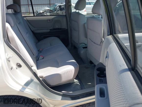 ✅ 2007 Toyota Highlander • VIN: JTEGP21A270129649 • Lot: 40187427. Wystawiony na IAAI z przebiegiem 191 293 mil. Bezpłatny archiwum sprzedaży aukcyjnych z USA i szczegółowy raport historii pojazdu na DreamBid. Zdjęcie 8.