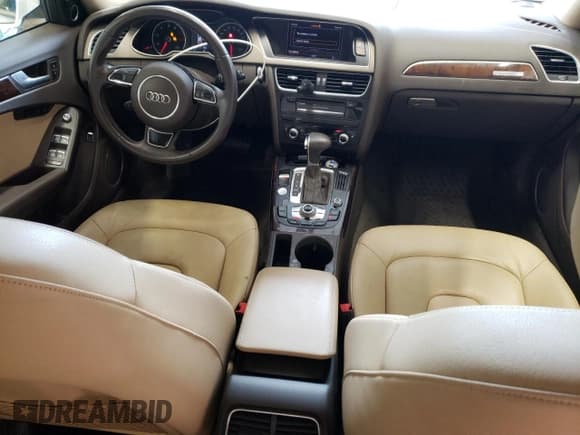 ✅ 2015 Audi A4 Premium Plus • VIN: WAUFFAFL6FN004983 • Лот: 59527715. Опубликован ранее на Copart с пробегом 136 946 миль. Бесплатный доступ к архиву аукционных продаж из США и подробный отчёт об истории автомобиля на DreamBid. Изображение 8.