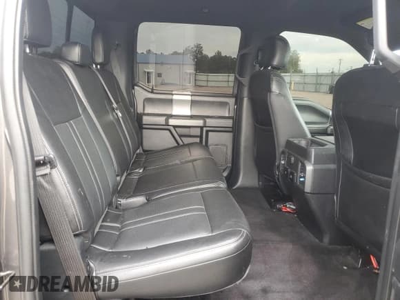 ✅ 2017 Ford F-150 XL • VIN: 1FTEW1CFXHFA94004 • Лот: 63068955. Опубликован ранее на Copart с пробегом 136 853 миль. Бесплатный доступ к архиву аукционных продаж из США и подробный отчёт об истории автомобиля на DreamBid. Изображение 10.