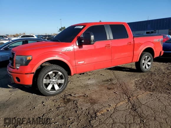 ✅ 2014 Ford F-150 FX4 • VIN: 1FTFW1ET9EKD24870 • Лот: 90545505. Опубликован ранее на Copart с пробегом 136 269 миль. Бесплатный доступ к архиву аукционных продаж из США и подробный отчёт об истории автомобиля на DreamBid. Изображение 1.