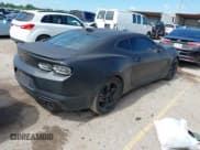 ✅ 2019 Chevrolet Camaro 1LT • VIN: 1G1FB1RS0K0120231 • Lot: 42203866. Wystawiony na IAAI z przebiegiem 86 848 mil. Bezpłatny archiwum sprzedaży aukcyjnych z USA i szczegółowy raport historii pojazdu na DreamBid. Zdjęcie 4.