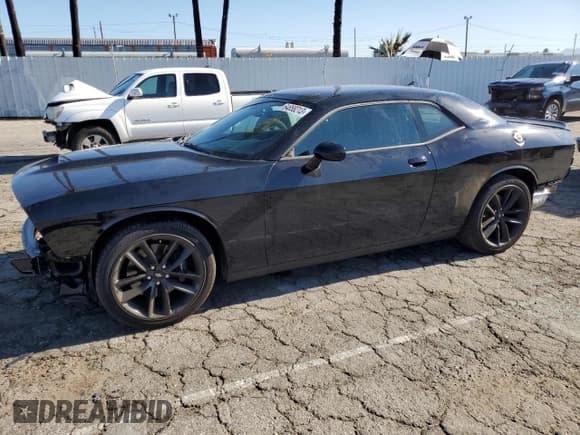 ✅ 2021 Dodge Challenger GT • VIN: 2C3CDZJG7MH635353 • Lot: 64858213. Wystawiony na Copart z przebiegiem 3 904 mil. Bezpłatny archiwum sprzedaży aukcyjnych z USA i szczegółowy raport historii pojazdu na DreamBid. Zdjęcie 1.