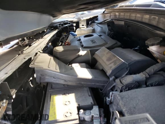 ✅ 2017 Hyundai Santa Fe 2.4L • VIN: 5XYZUDLB9HG384222 • Lot: 45203183. Listed on Copart with 79,252 mi. Free auction sales archive from the USA and detailed vehicle history report at DreamBid. Image 12.