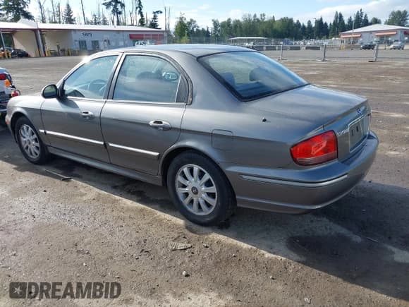 ✅ 2004 Hyundai Sonata GLS • VIN: KMHWF35H44A055278 • Lot: 42526427. Wystawiony na IAAI z przebiegiem 153 896 mil. Bezpłatny archiwum sprzedaży aukcyjnych z USA i szczegółowy raport historii pojazdu na DreamBid. Zdjęcie 3.