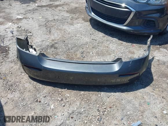 2017 Chevrolet Sonic LT with VIN 1G1JD5SB6H4154391, listed as a IAAI auction lot 42581620 with 83,073 mi miles and . Bid and sale history available at DreamBid. Image 12.