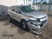 ✅ 2014 Ford Escape SE • VIN: 1FMCU9GXXEUB42277 • Лот: 43339526. Опубликован ранее на IAAI с пробегом 146 558 миль. Бесплатный доступ к архиву аукционных продаж из США и подробный отчёт об истории автомобиля на DreamBid. Изображение 1.