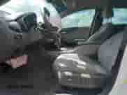 2016 Chevrolet Malibu LS z VIN 1G1ZC5ST9GF189444, wystawiony jako Copart lot #84464015 z przebiegiem 198 780 mil mil oraz Szkoda całkowita • Salvage title. Historia ofert i sprzedaży dostępna na DreamBid. Obrazek 7.