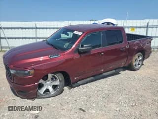 ✅ 2025 Ram 1500 Tradesman • VIN: 1C6RRFGG7SN606380 • Lot: 64974215. Wystawiony na Copart z przebiegiem 15 603 mil. Bezpłatny archiwum sprzedaży aukcyjnych z USA i szczegółowy raport historii pojazdu na DreamBid. Zdjęcie 1.