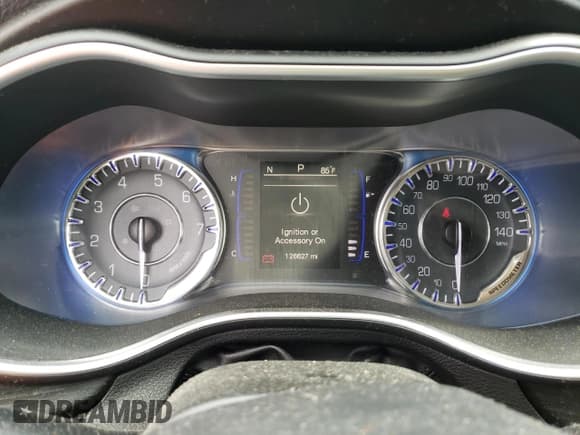 ✅ 2015 Chrysler 200 Limited • VIN: 1C3CCCAB7FN613223 • Lot: 59328025. Listed on Copart with 126,627 mi. Free auction sales archive from the USA and detailed vehicle history report at DreamBid. Image 9.