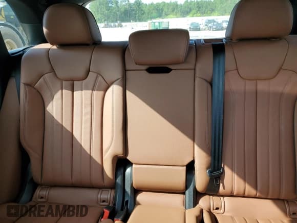 ✅ 2024 Audi Q5 S line Premium • VIN: WA1GAAFY4R2052306 • Lot: 67639305. Listed on Copart with 21,576 mi. Free auction sales archive from the USA and detailed vehicle history report at DreamBid. Image 10.