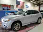 2011 Mitsubishi Outlander SE with VIN JA4AR4AUXBZ015133, listed as a Copart auction lot 87305455 with 98,270 mi miles and Clean title. Bid and sale history available at DreamBid. Image 1.