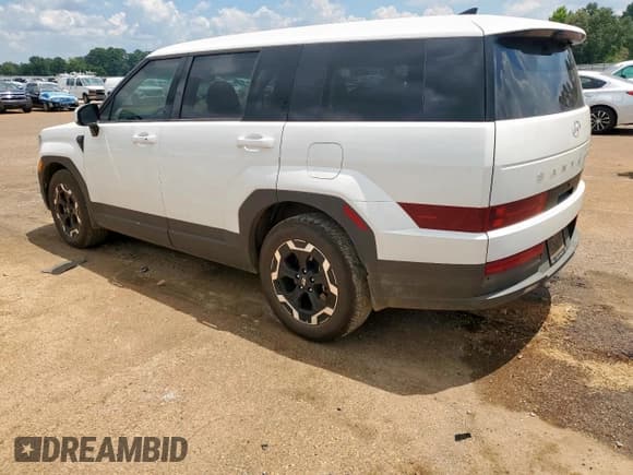 ✅ 2024 Hyundai Santa Fe SE • VIN: 5NMP14GL4RH051582 • Lot: 65966815. Wystawiony na Copart z przebiegiem 27 914 mil. Bezpłatny archiwum sprzedaży aukcyjnych z USA i szczegółowy raport historii pojazdu na DreamBid. Zdjęcie 2.