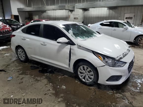 ✅ 2018 Hyundai Accent SE • VIN: 3KPC24A34JE022308 • Лот: 45345755. Опубликован ранее на Copart с пробегом 32 411 миль. Бесплатный доступ к архиву аукционных продаж из США и подробный отчёт об истории автомобиля на DreamBid. Изображение 4.