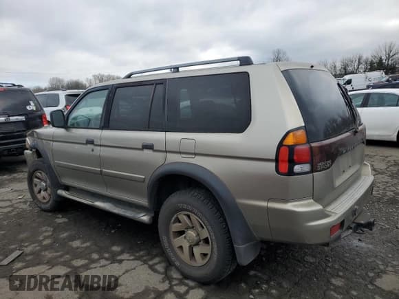 ✅ 2002 Mitsubishi Montero Sport XLS • VIN: JA4MT31R72P004512 • Лот: 89020805. Опубликован ранее на Copart с пробегом 226 488 миль. Бесплатный доступ к архиву аукционных продаж из США и подробный отчёт об истории автомобиля на DreamBid. Изображение 2.