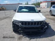 ✅ 2022 Jeep Grand Cherokee • VIN: 1C4RJYB63N8762056 • Lot: 42935946. Listed on IAAI with 51,691 mi. Free auction sales archive from the USA and detailed vehicle history report at DreamBid. Image 6.