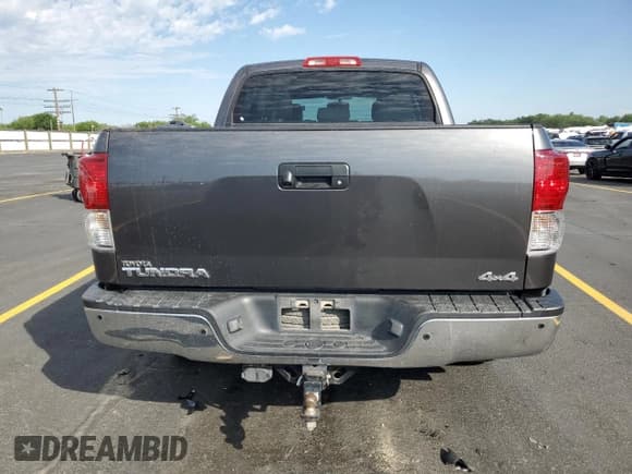 ✅ 2012 Toyota Tundra Limited • VIN: 5TFHY5F13CX220446 • Лот: 60361965. Опубликован ранее на Copart с пробегом 94 936 миль. Бесплатный доступ к архиву аукционных продаж из США и подробный отчёт об истории автомобиля на DreamBid. Изображение 6.