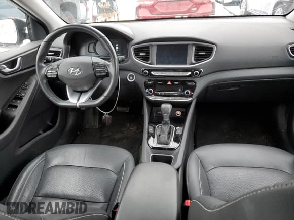 ✅ 2017 Hyundai Ioniq Limited • VIN: KMHC85LC2HU017987 • Lot: 85113844. Wystawiony na Copart z przebiegiem 109 674 mil. Bezpłatny archiwum sprzedaży aukcyjnych z USA i szczegółowy raport historii pojazdu na DreamBid. Zdjęcie 8.