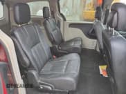 ✅ 2015 Dodge Grand Caravan Crew Plus • VIN: 2C4RDGDG6FR700907 • Lot: 86157815. Wystawiony na Copart z przebiegiem 211 878 mil. Bezpłatny archiwum sprzedaży aukcyjnych z USA i szczegółowy raport historii pojazdu na DreamBid. Zdjęcie 11.