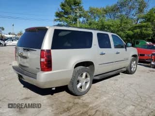 ✅ 2011 Chevrolet Suburban LTZ • VIN: 1GNSKKE3XBR322944 • Lot: 74239694. Wystawiony na Copart z przebiegiem 186 942 mil. Bezpłatny archiwum sprzedaży aukcyjnych z USA i szczegółowy raport historii pojazdu na DreamBid. Zdjęcie 3.