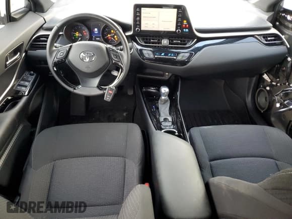 ✅ 2019 Toyota C-HR LE • VIN: NMTKHMBX7KR084755 • Lot: 90446755. Listed on Copart with 31,550 mi. Free auction sales archive from the USA and detailed vehicle history report at DreamBid. Image 8.