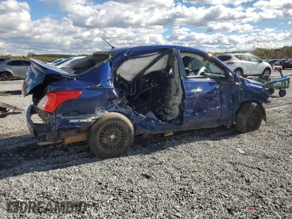 ✅ 2018 Nissan Versa SV • VIN: 3N1CN7AP6JL873925 • Lot: 90366715. Listed on Copart with Not provided. Free auction sales archive from the USA and detailed vehicle history report at DreamBid. Image 3.