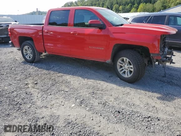 ✅ 2018 Chevrolet Silverado 1500 LT • VIN: 3GCUKREC7JG624958 • Лот: 69591604. Опубликован ранее на Copart с пробегом 141 439 миль. Бесплатный доступ к архиву аукционных продаж из США и подробный отчёт об истории автомобиля на DreamBid. Изображение 4.