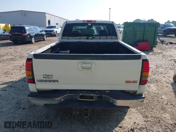 2007 GMC Sierra 1500 SLE1 with VIN 1GTEC19Z87Z100728, listed as a IAAI auction lot 42611082 with 174,212 mi miles and . Bid and sale history available at DreamBid. Image 16.