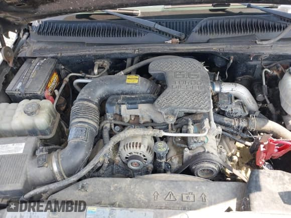 ✅ 2005 Chevrolet Silverado 2500HD LS • VIN: 1GCHK232X5F966561 • Lot: 42402828. Wystawiony na IAAI z przebiegiem 207 618 mil. Bezpłatny archiwum sprzedaży aukcyjnych z USA i szczegółowy raport historii pojazdu na DreamBid. Zdjęcie 10.