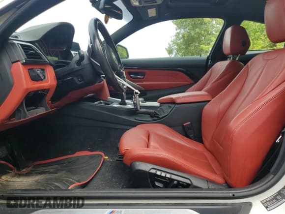 ✅ 2015 BMW 4 Series 435i xDrive • VIN: WBA3R5C50FK371578 • Lot: 68515125. Listed on Copart with 115,439 mi. Free auction sales archive from the USA and detailed vehicle history report at DreamBid. Image 7.