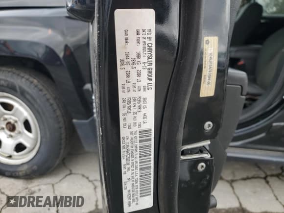 ✅ 2014 Jeep Patriot Sport • VIN: 1C4NJPBA7ED589100 • Lot: 90936495. Listed on Copart with 174,411 mi. Free auction sales archive from the USA and detailed vehicle history report at DreamBid. Image 13.