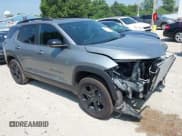 ✅ 2025 Chevrolet Equinox FWD LT • VIN: 3GNAXHEG8SL239846 • Lot: 42784459. Wystawiony na IAAI z przebiegiem 6 804 mil. Bezpłatny archiwum sprzedaży aukcyjnych z USA i szczegółowy raport historii pojazdu na DreamBid. Zdjęcie 1.