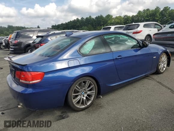 ✅ 2010 BMW 3 Series 335i • VIN: WBAWB7C54AP048496 • Lot: 65132215. Listed on Copart with 122,914 mi. Free auction sales archive from the USA and detailed vehicle history report at DreamBid. Image 3.