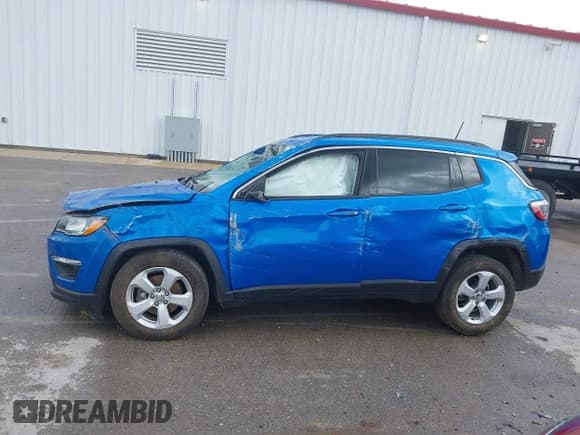 ✅ 2020 Jeep Compass Latitude • VIN: 3C4NJCBB9LT236642 • Lot: 42113938. Listed on IAAI with Not provided. Free auction sales archive from the USA and detailed vehicle history report at DreamBid. Image 14.
