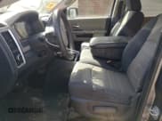 ✅ 2009 Dodge 1500 SLT • VIN: 1D3HV13T09S717944 • Lot: 50044105. Wystawiony na Copart z przebiegiem 116 553 mil. Bezpłatny archiwum sprzedaży aukcyjnych z USA i szczegółowy raport historii pojazdu na DreamBid. Zdjęcie 7.