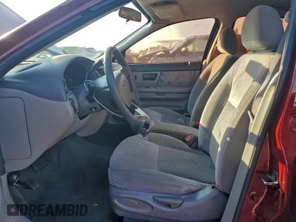 ✅ 2005 Ford Taurus SE • VIN: 1FAFP53UX5A252153 • Lot: 94035295. Listed on Copart with 83,532 mi. Free auction sales archive from the USA and detailed vehicle history report at DreamBid. Image 7.