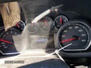 ✅ 2019 Chevrolet Silverado 1500 LT • VIN: 1GCRWCEK8KZ325723 • Lot: 71875894. Wystawiony na Copart z przebiegiem 113 332 mil. Bezpłatny archiwum sprzedaży aukcyjnych z USA i szczegółowy raport historii pojazdu na DreamBid. Zdjęcie 9.